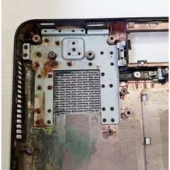 Поддон, нижняя часть корпуса ноутбука Dell N7010, CN-0RDK42-72852