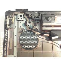 Нижняя часть корпуса, поддон ноутбука Toshiba Satellite L300